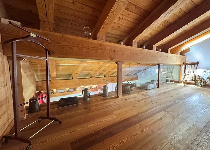 Aux Pieds Du Mont-blanc Mansarda クールマイユール