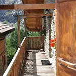 Aux Pieds Du Mont-blanc Mansarda *