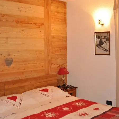 Chalet Aux Pieds Du Mont-blanc Appartamento *
