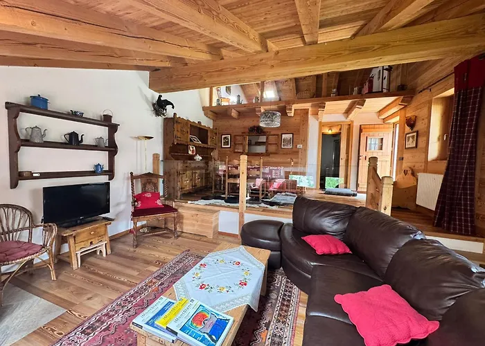 Apartamento Aux Pieds Du Mont-blanc Mansarda Courmayeur