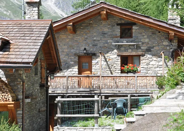 Aux Pieds Du Mont-blanc Mansarda Apartamento