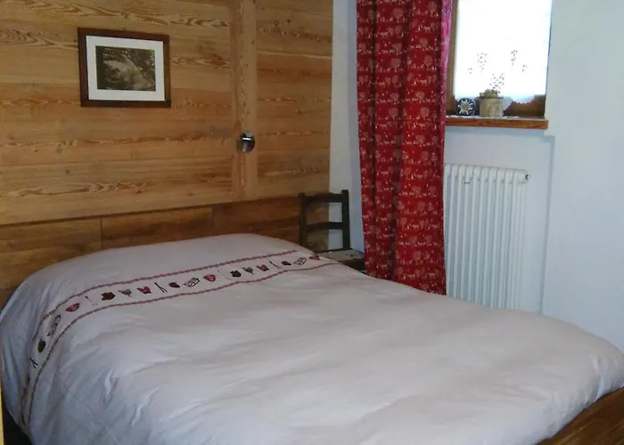 Aux Pieds Du Mont-blanc Mansarda Courmayeur